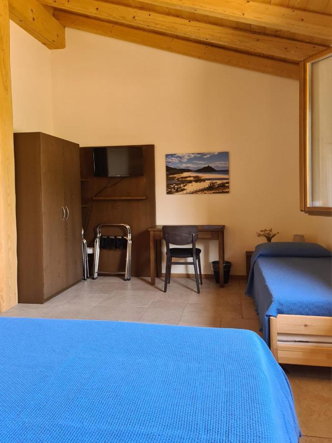 Agriturismo Corte Degli Ulivi Capoterra Buitenkant foto