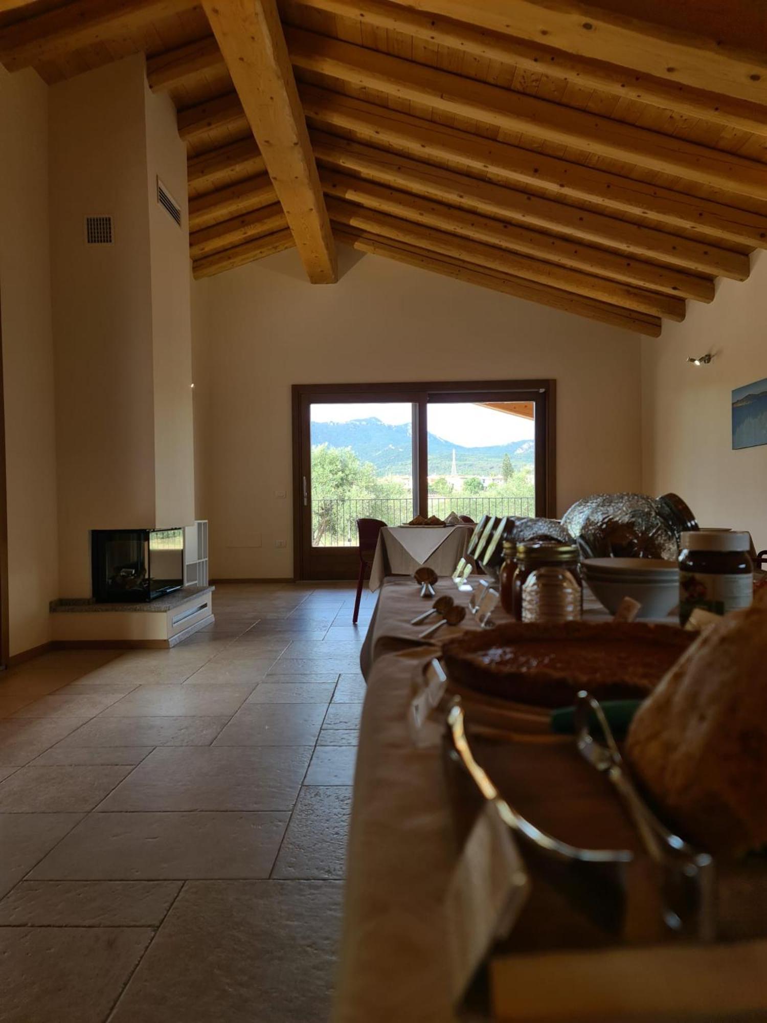 Agriturismo Corte Degli Ulivi Capoterra Buitenkant foto
