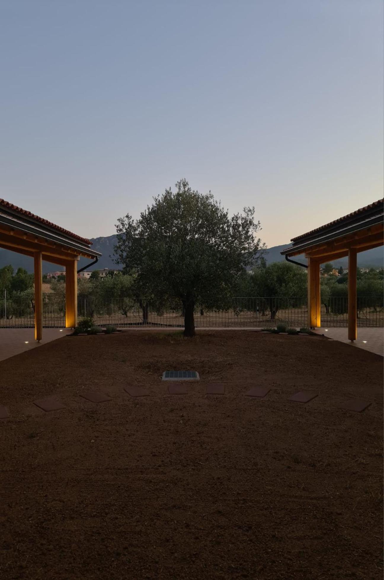 Agriturismo Corte Degli Ulivi Capoterra Buitenkant foto
